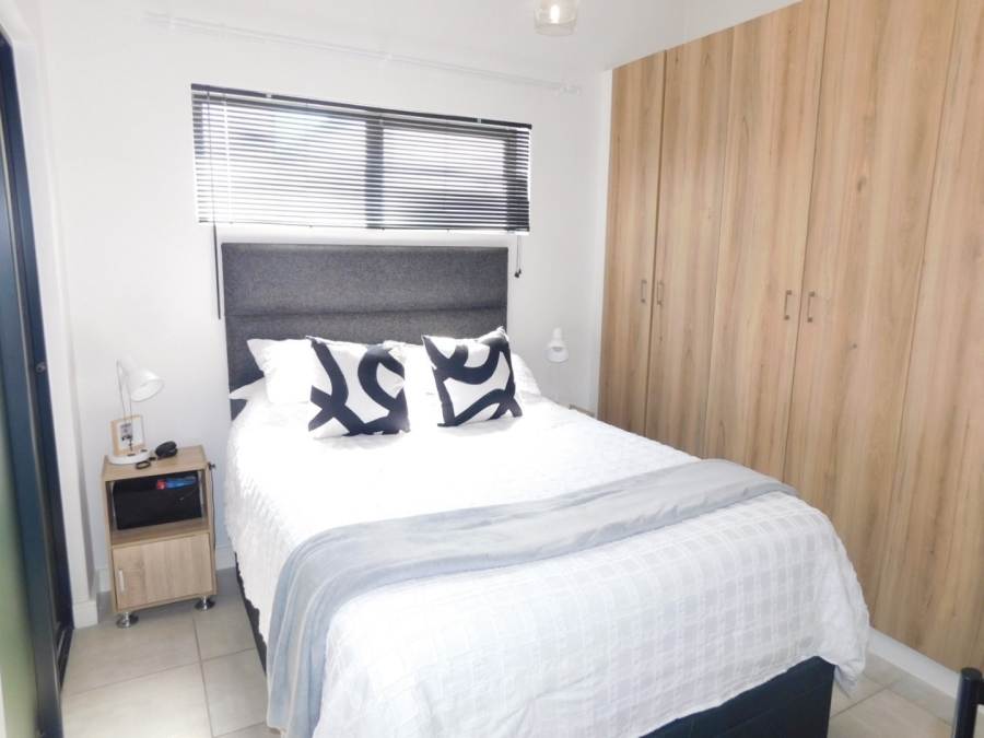 1 Bedroom Property for Sale in Firlands Western Cape